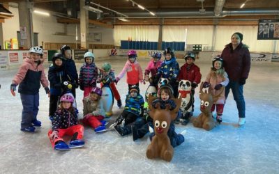 Eislaufen in der Eishalle Peuerbach